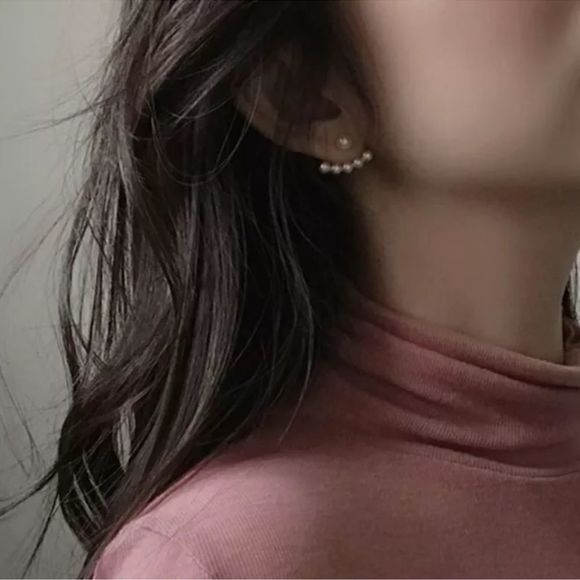 Gold Pearl Earrings - Picture 3 of 4